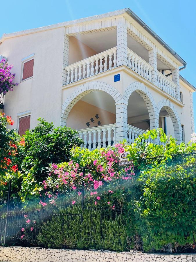 Apartmani Mate Rogoznica  Exterior foto